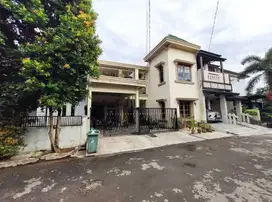 Rumah Istimewa 2 Lantai Perumnas Telukjambe, dkt galuh mas, taruma