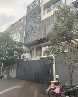 Dijual Rumah 4 Lantai Pulau Panggang Permata Buana