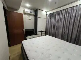 1 kamar furnish lantai rendah siap HUNI Apt.Royal mediterania dekat CP