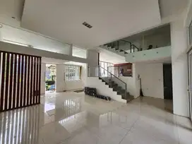 Dijual Rumah Cantik Siap Huni di Citra 6
