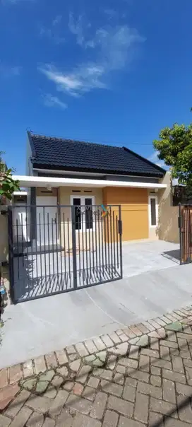 Dijual Rumah Minimalis Baru Gress di Pondok Mutiara, Singosari Malang