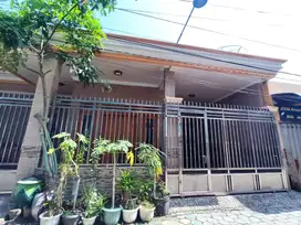 Dijual Rumah di Bulak Banteng  Surabaya Utara Strategis ROW Jalan Besa