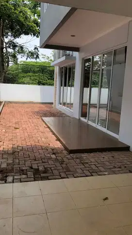 rumah claster cajuputi De park - BSD city, LT 300m2 LB 400m2