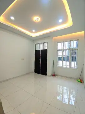 Rumah Komplek Fullfurnish 3 tingkat medan