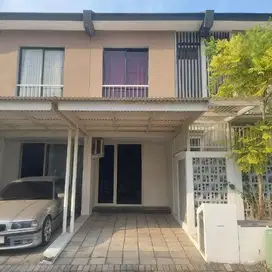 Rumah Strategis di Royal Residence Wiyung Surabaya Dekat Citraland