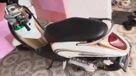 Honda Scoopy 2011