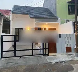 Rumah Siap Huni Lt. 70 Nusaloka Bsd Serpong Hanya 1,275M