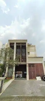 Greenwich Park Rumah Lebar8 Hadap Utara 3,2 M Nego