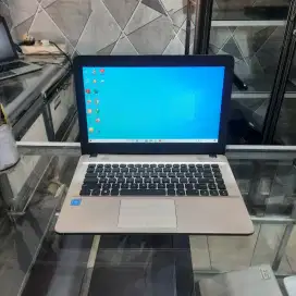 Asus vivobook X441M, Celeron N4000, RAM 4GB, SSD 128GB, 14 inch