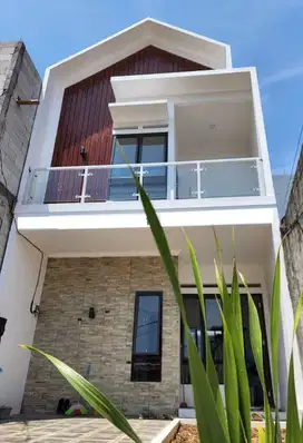 Rumah 2 Lantai Ready Stock 5 Menit Tol Cibubur, Cijago DP 0 Free Biaya