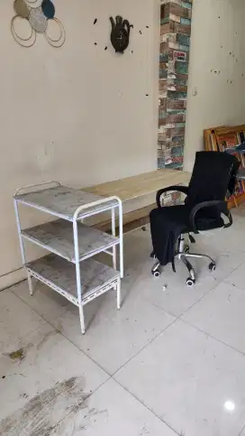 meja kerja+kursi kerja+rak susun 3