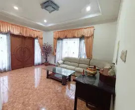 Rumah Hoek Muara Karang Siap Huni Dekat Pusat Perbelanjaan