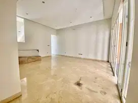 Rumah Mewah Minimalis di Kebayoran Baru, Lingkungan Tenang, Aman