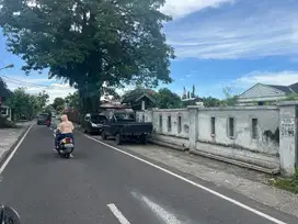 Rumah & Tanah pinggir jalan Mataram