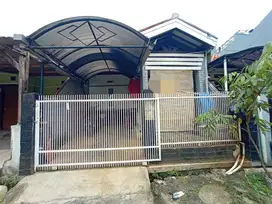 rumah siap huni lt72/50 hrg 275jt lokasi strategis di komplek Cibiru