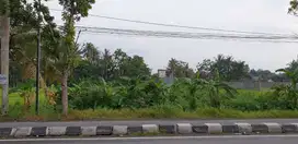 Jual Tanah 2.412 meter di bantul. jl ring road (Depan dealer Nissan)
