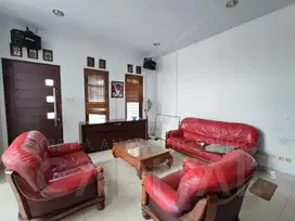 RUMAH LUAS DAN NYAMAN di ARCAMANIK