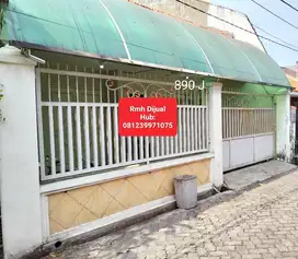 Rumah  Lokasi Ngagel Dijual