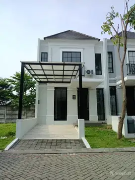 Disewakan Rumah 2lt Baru Gress Di Oakwood Citraland Surabaya