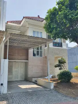 Disewakan Rumah 2lt Minimalis Di Royal Park Citraland Surabaya