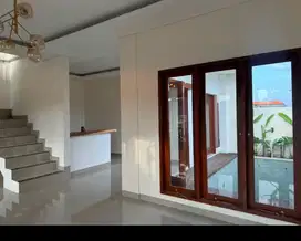 RUMAH SEMI VILLA SEDAP MALAM SANUR Rp 2,9M