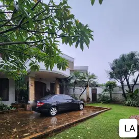 DIJUAL RUMAH DI PONDOK INDAH JAKARTA SELATAN