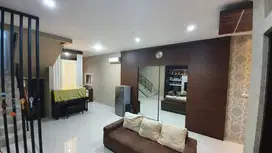 Disewakan rumah 2 lantai