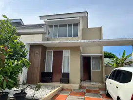 Dijual Rumah Dengan Tanah Luas di Citra Indah Jonggol