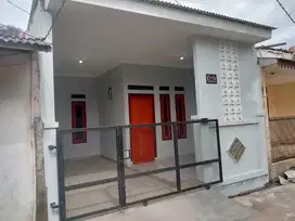 Rumah baru dijual cash/kpr perum puri cileungsi