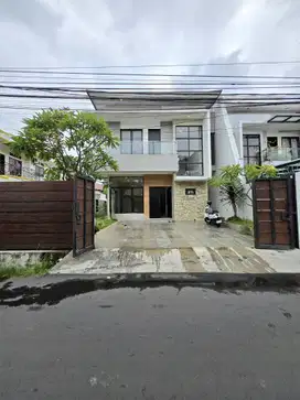 Rumah Baru Non Komplek Posisi Hook Lokasi BEBAS BANJIR Di Duren Sawit