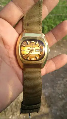 Rare Vintage Titoni Cosmo 99 Rotomatic (36000)