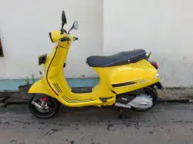 Vespa S 125 i-get 2022 lengkap bagus pajak hidup