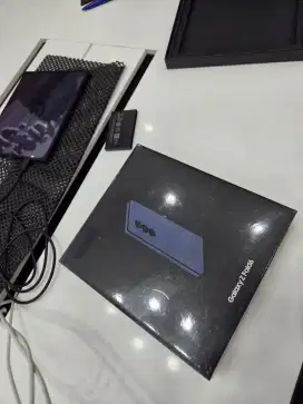 SAMSUNG ZFOLD 6 DAN S24 FE CASHBACK UPTO 2,5JUTA