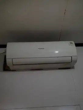 AC maspion 1/2 PK