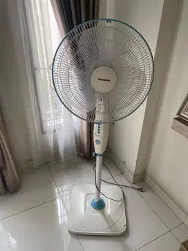 Kipas Angin Panasonic Istimewa