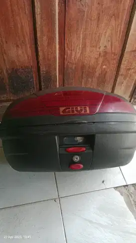 Box givi e45 bekas