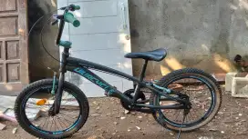 Sepeda BMX UK 20 wimcycle siap pakai cijantung jakarta timur