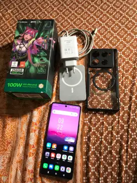 Infinix Note 40 Pro 5G Plus ram 12/256gb charger 100w mantap