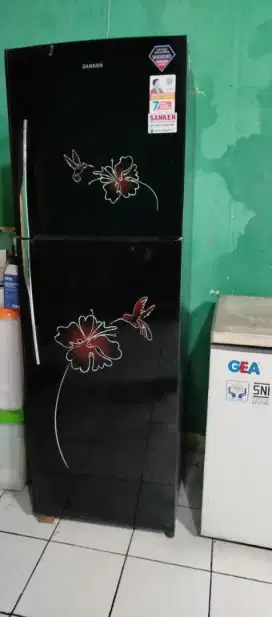 Kulkas Sanken 2 Pintu