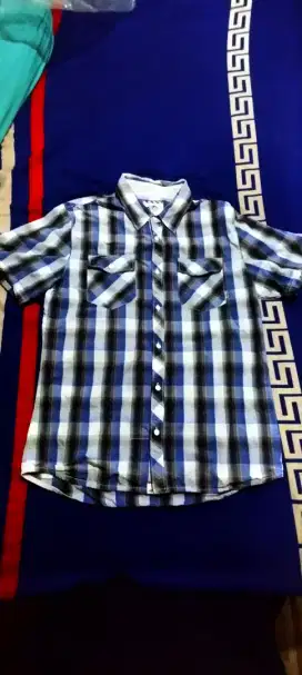 Kemeja Vans Off The wall UK L
