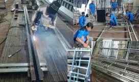Kanopi pagar Tangga besi