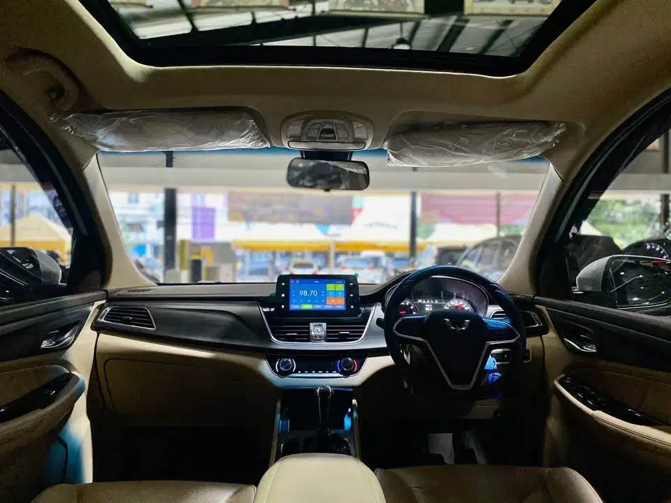 Jual Wuling Cortez 2018 pemakaian 2019 terima pajak panjang