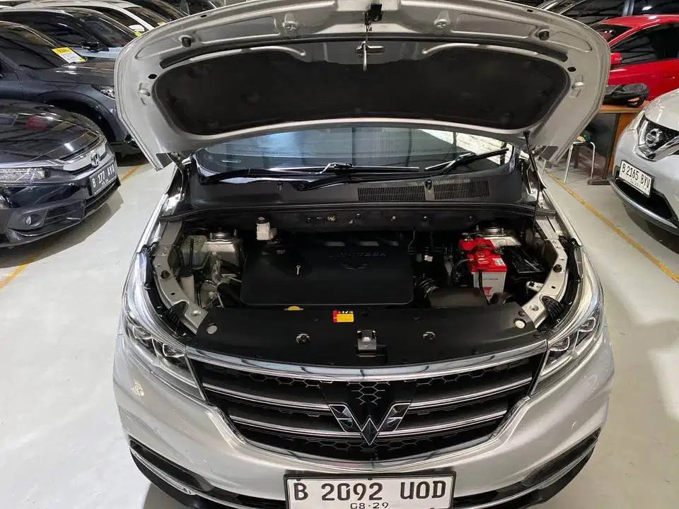 Jual Wuling Cortez 2018 pemakaian 2019 terima pajak panjang