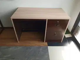 MEJA KANTOR / MEJA KAYU