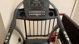 Jual Treadmill second pemakaian tangan pertama