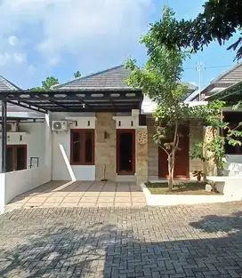 Rumah semi furnish di bangunjiwo kasihan dkt umy