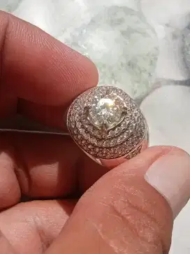 batu monssanite 2crt