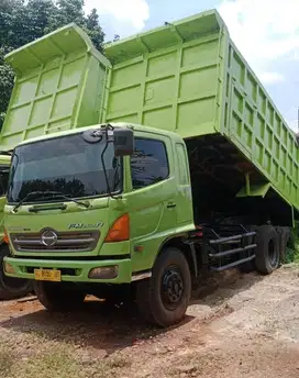 Hino Dutro 2014 Diesel