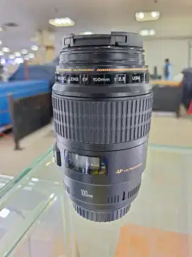 Canon macro EF 100mm f 2.8 USM