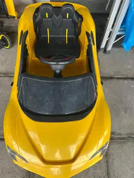 Dijual mobil aki ferari
